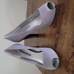 Bandolino Grey Suede Heels